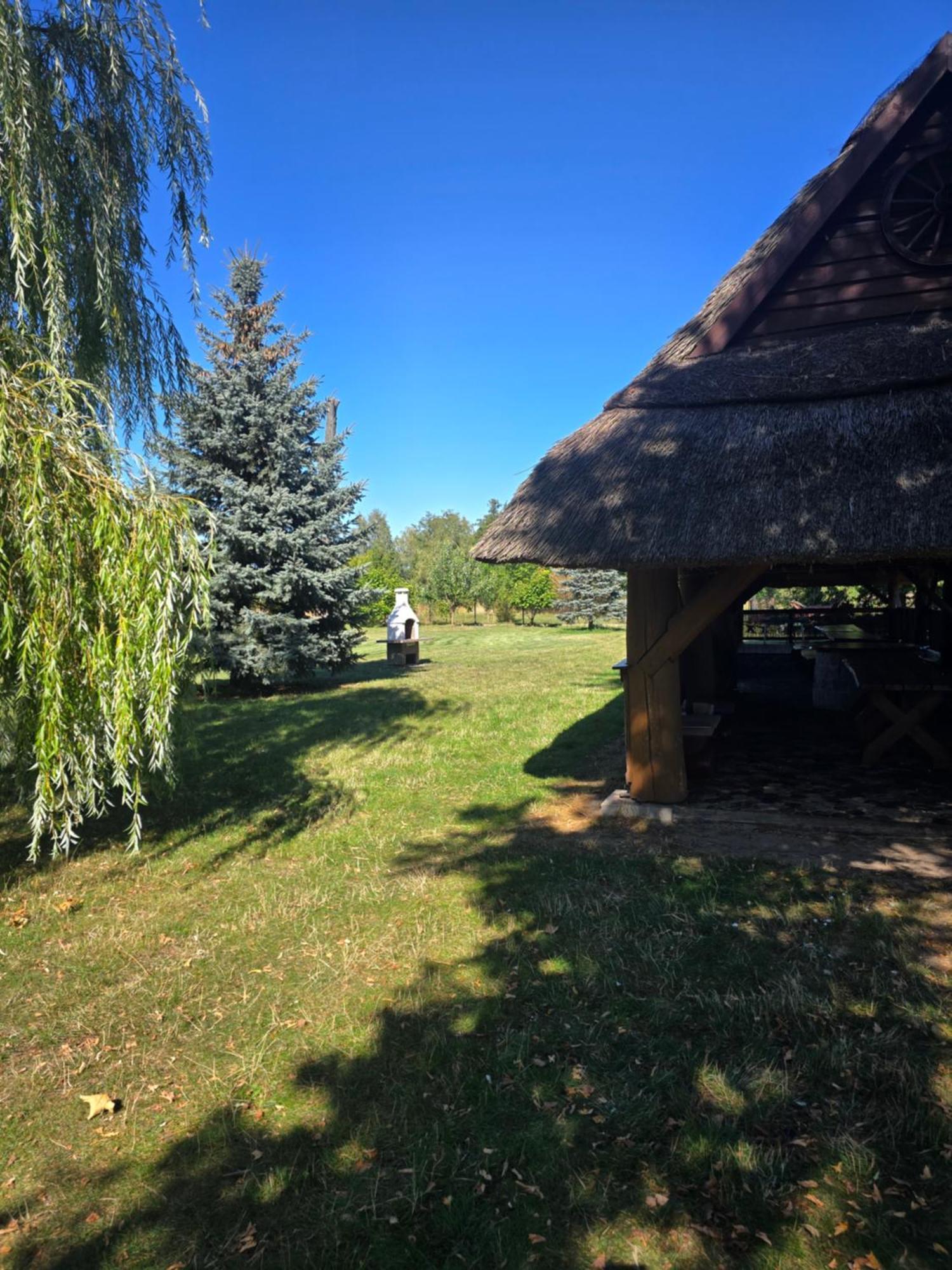 Pensjonat Feliksow Wiskitki Exterior foto